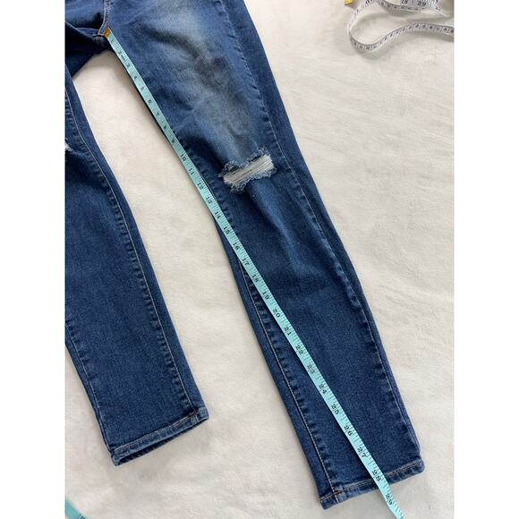 Paige Hoxton Ultra Skinny Leg Jean in Medium Wash Keiran Destructed 27 Capsule - Picture 9 of 9